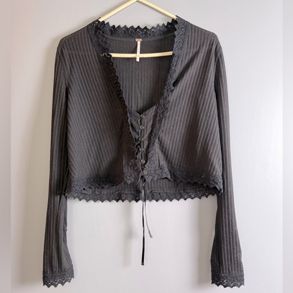 Free People Tops - Free People Third Date L/S Button & Laced Cropped Top Blouse Womens Sz SP Black